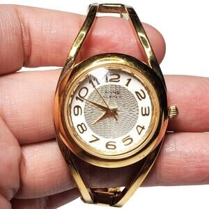 Vintage Gold Tone Anne Klein 2 Women's Cuff Watch 10/1556-7 Unstested